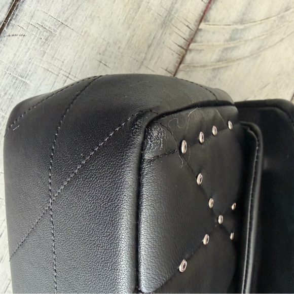 COACH Tabby Shoulder Bag 20 In Loved Leather With Quilting - Picture 4 of 7